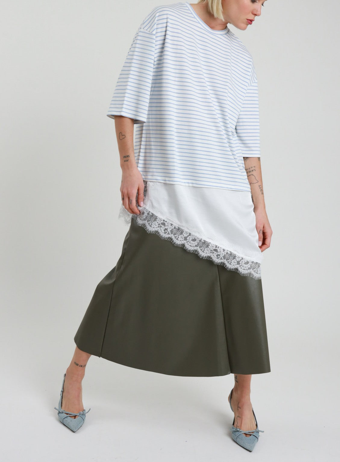 Susy Mix T-Shirt Over Riga Celeste + Sottoveste