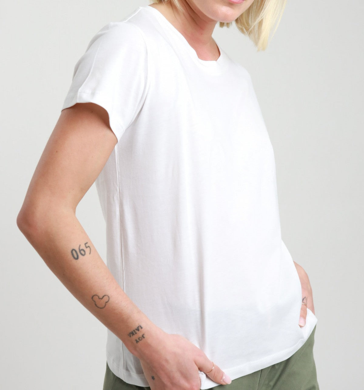 SUSY MIX Susy Mix T-Shirt Girocollo Slim Latte Latte
