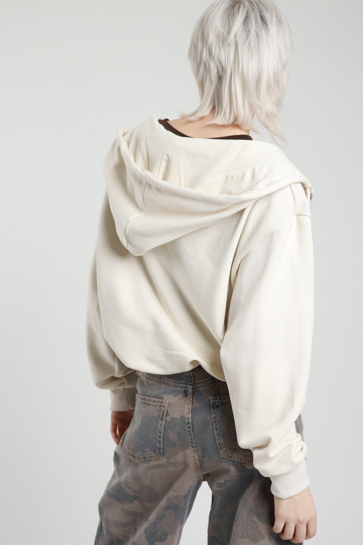 Susy Mix Felpa + T-Shirt Crema