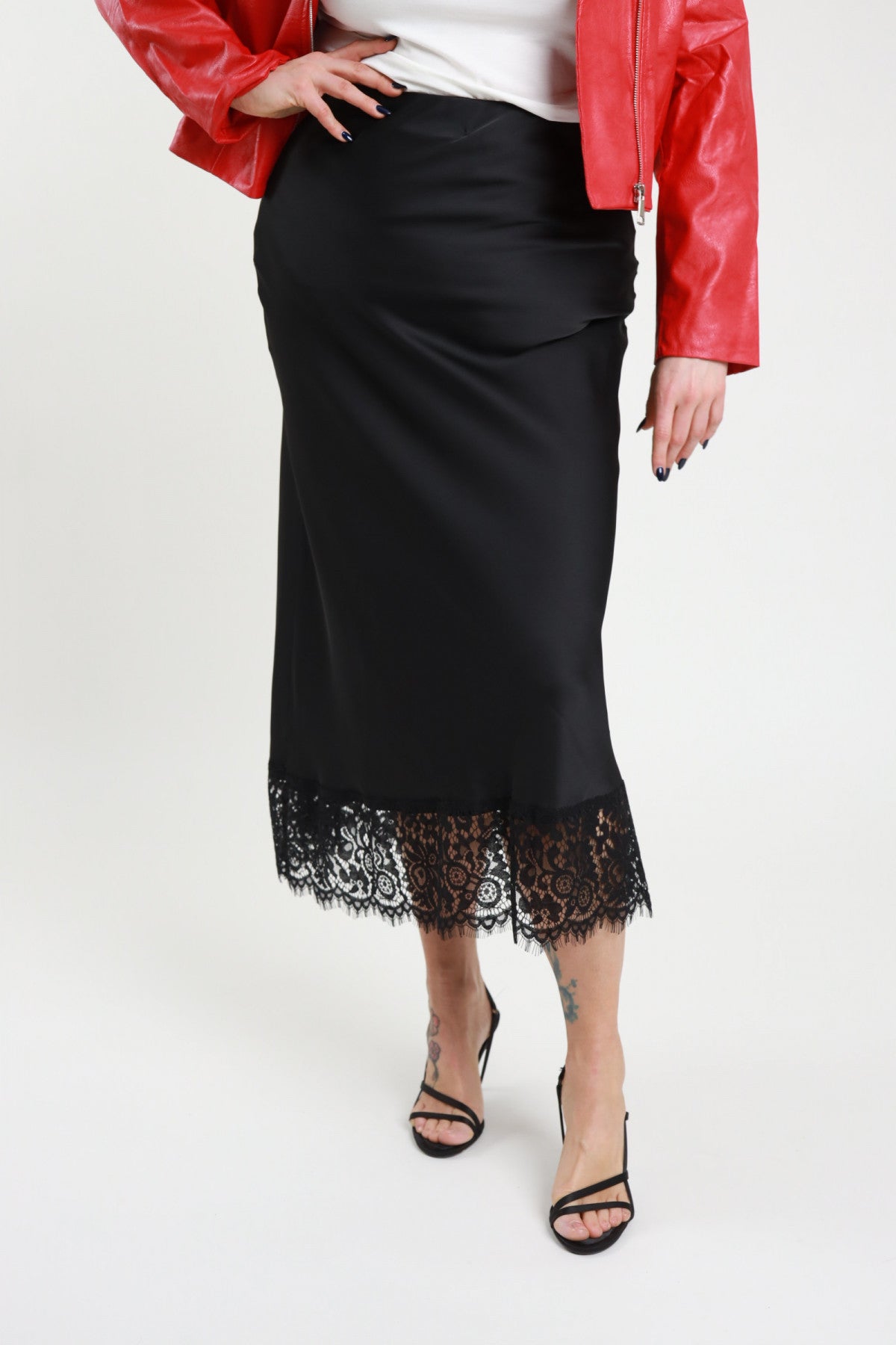 Susy Star Gonna Midi con Pizzo Nero
