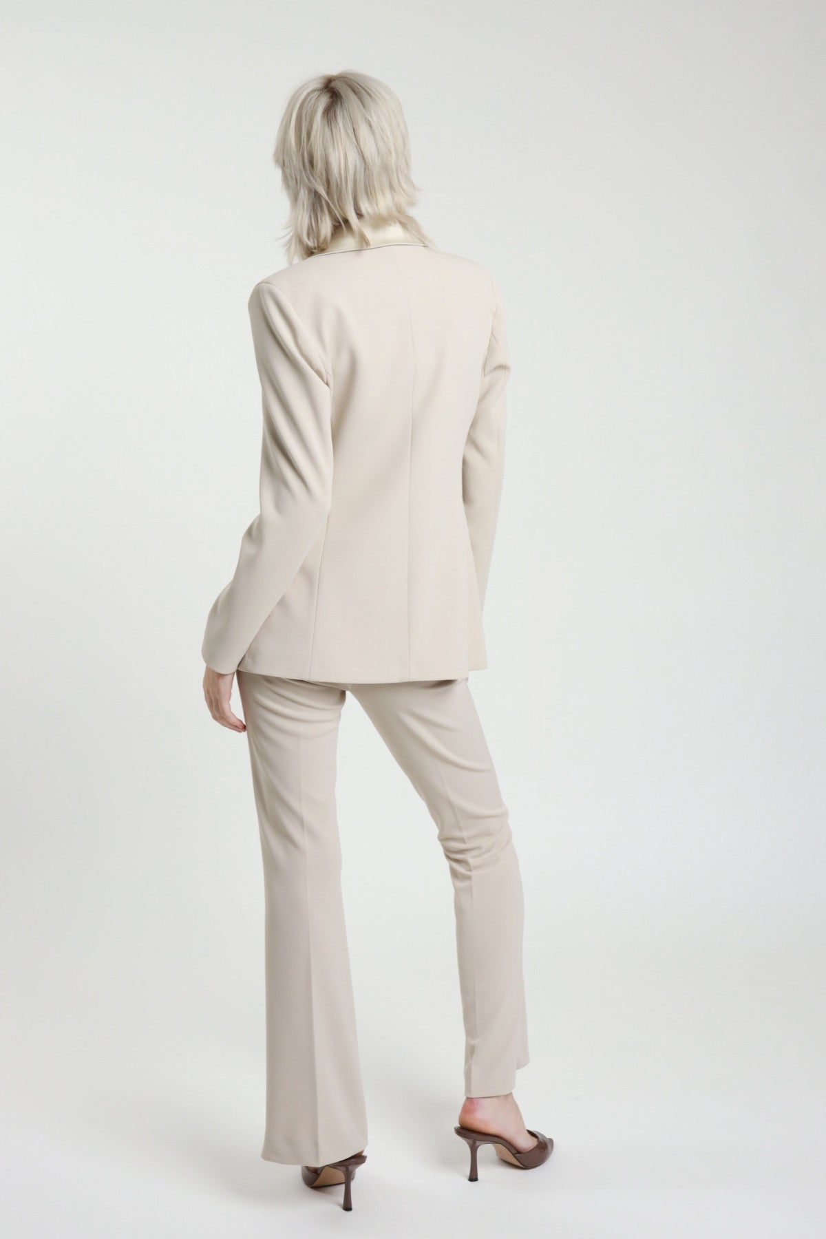 Susy Mix Completo Blazer + Pantaloni Beige - Dolcevita Store Montesilvano