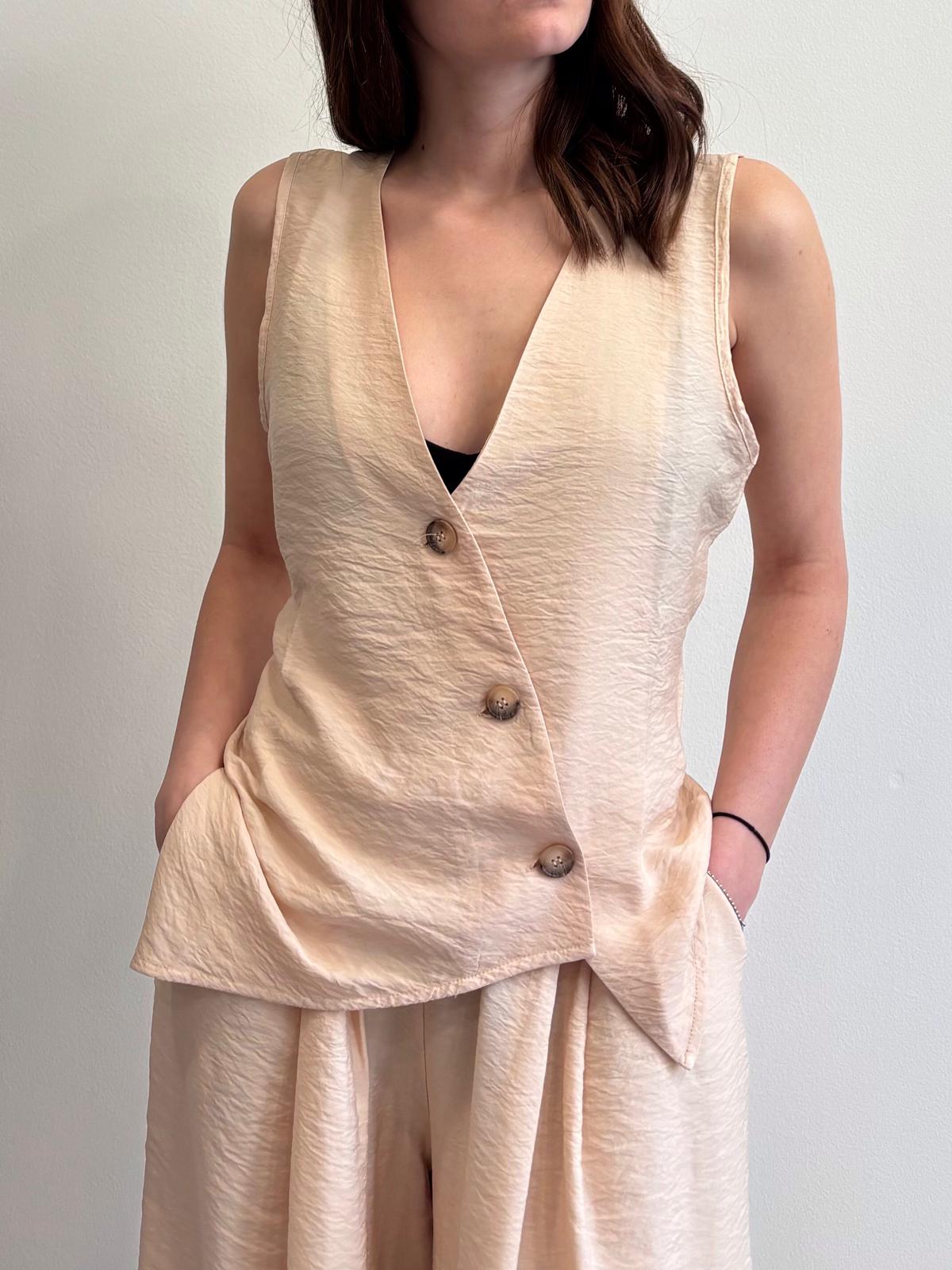 Susy Mix Gilet Svasato Crema - Dolcevita Store Montesilvano