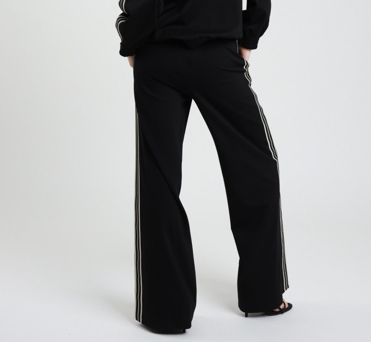 Susy Mix Pantafelpa Riga Laterale Nero - Dolcevita Store Montesilvano